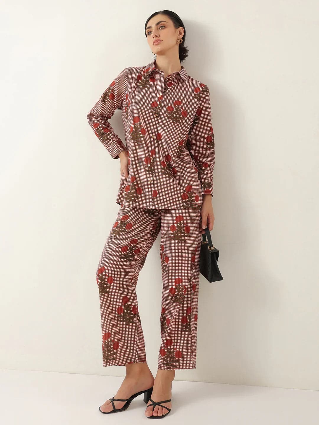 Mokogai Crimson Garden Collar Rest